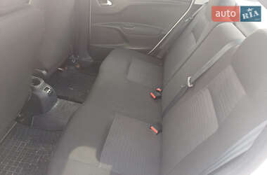 Седан Peugeot 301 2014 в 