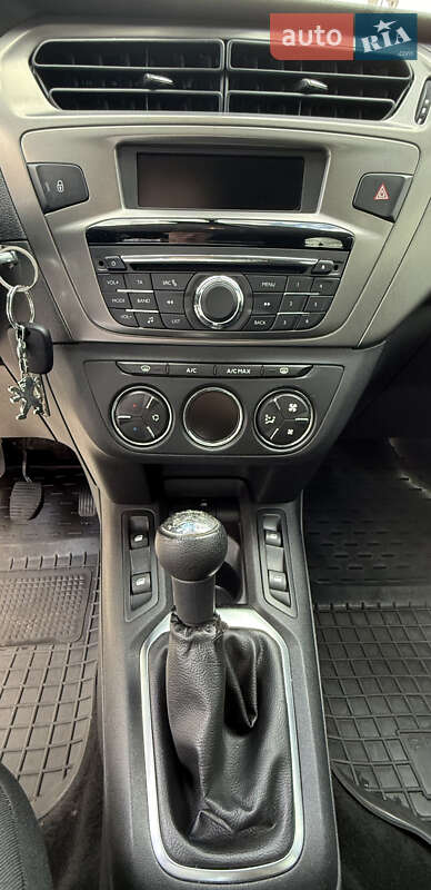 Седан Peugeot 301 2020 в Києві