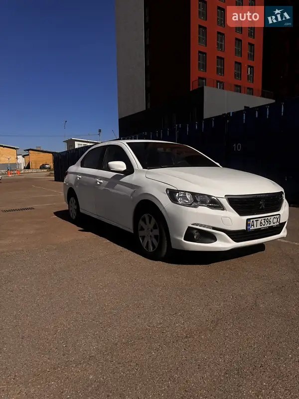 Peugeot 301
