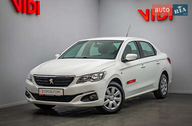 Седан Peugeot 301 2021 в Киеве