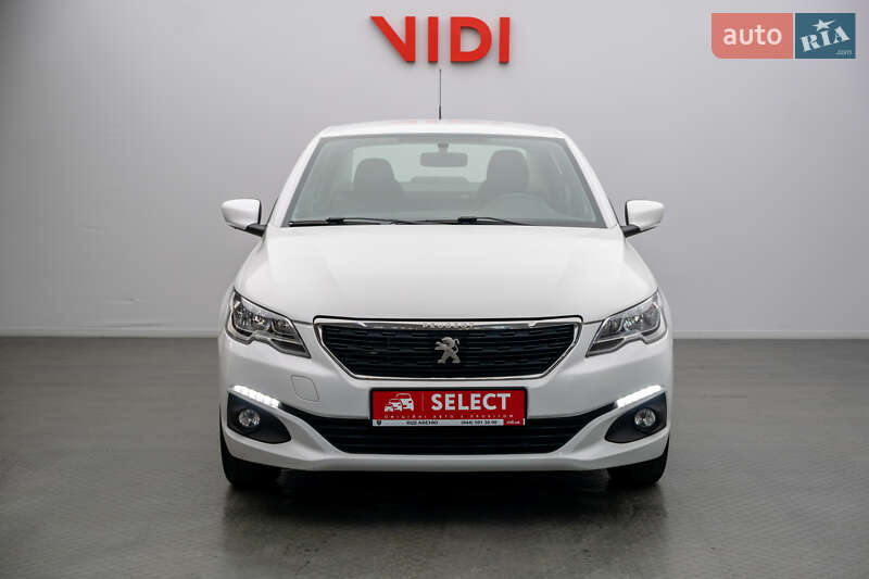 Peugeot 301 2021