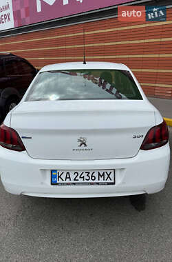 Седан Peugeot 301 2017 в Киеве