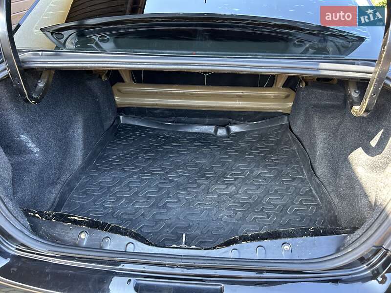 Седан Peugeot 301 2016 в Запоріжжі