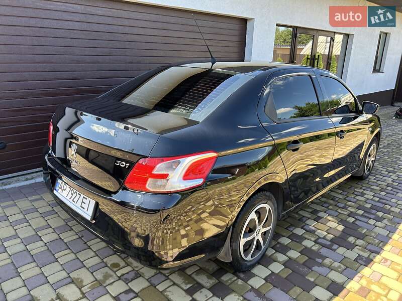 Седан Peugeot 301 2016 в Запоріжжі