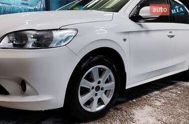 Седан Peugeot 301 2013 в Горишних Плавнях