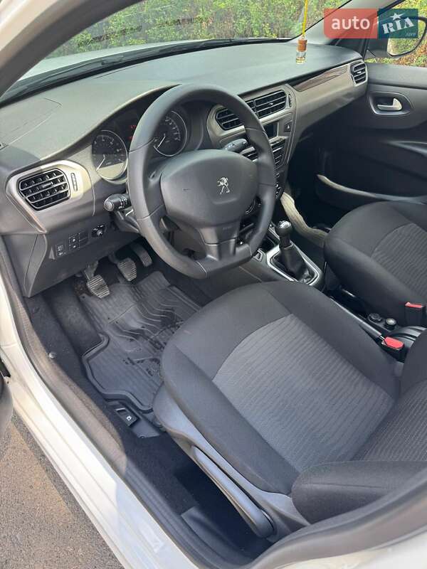 Седан Peugeot 301 2021 в Дніпрі