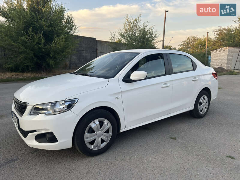 Седан Peugeot 301 2020 в Дніпрі