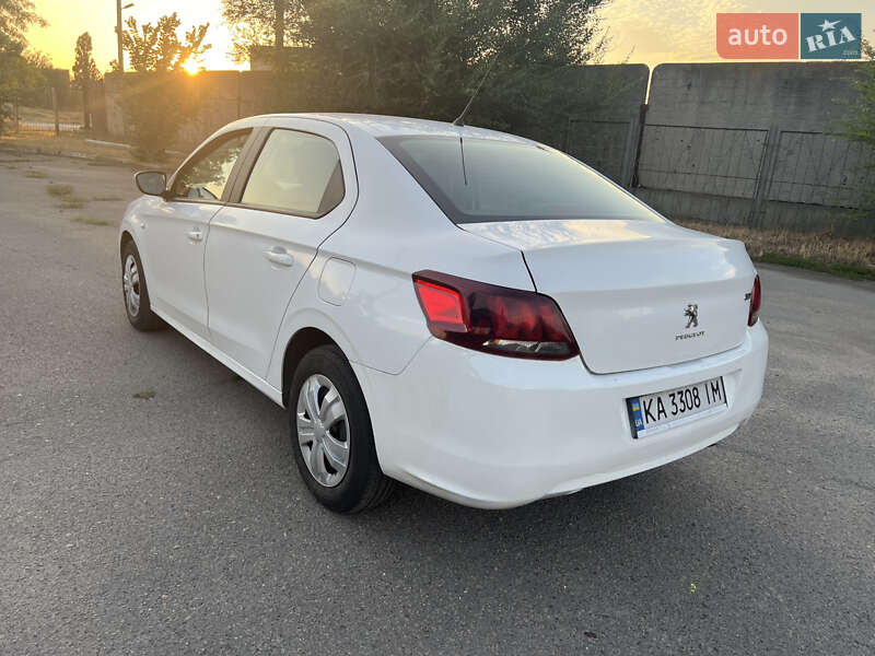 Седан Peugeot 301 2020 в Дніпрі