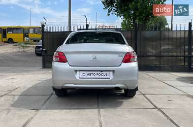 Седан Peugeot 301 2013 в 