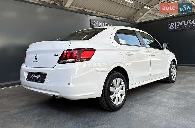Седан Peugeot 301 2020 в Києві