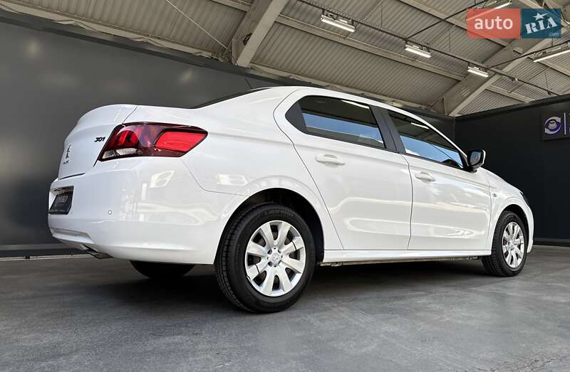 Седан Peugeot 301 2020 в Києві