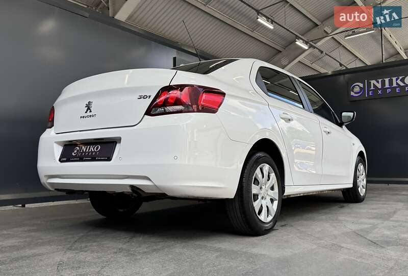 Седан Peugeot 301 2020 в Києві