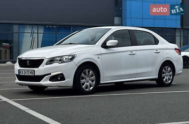 Седан Peugeot 301 2017 в Києві
