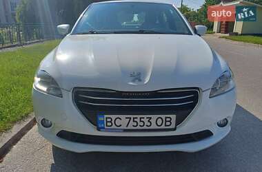 Седан Peugeot 301 2016 в Львове