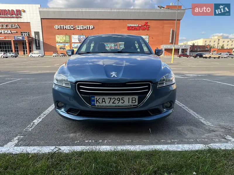 Peugeot 301