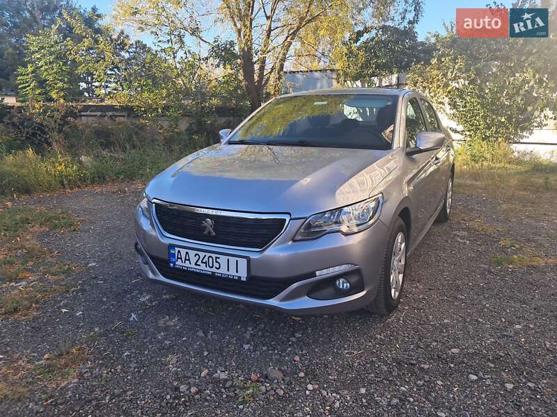 Седан Peugeot 301 2019 в Києві