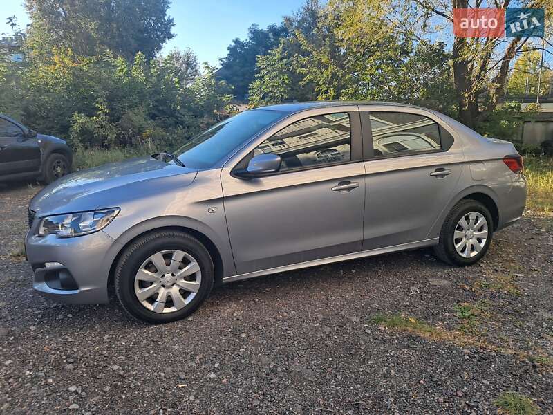 Седан Peugeot 301 2019 в Києві