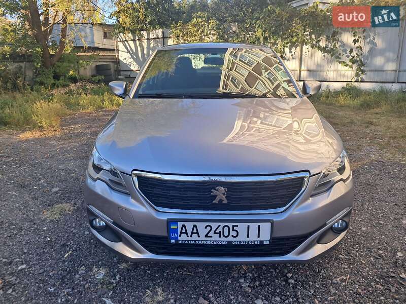 Седан Peugeot 301 2019 в Києві