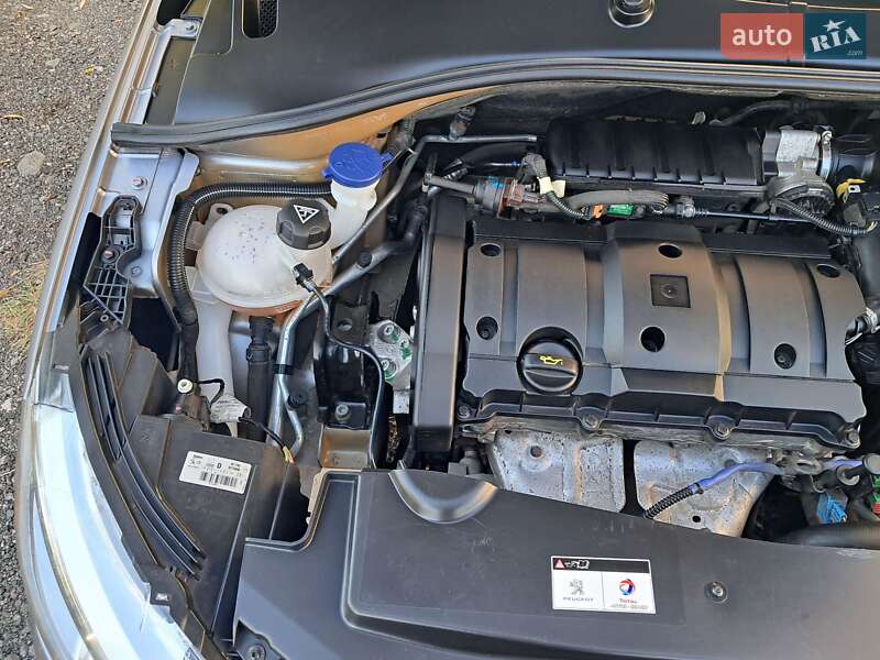 Седан Peugeot 301 2019 в Києві