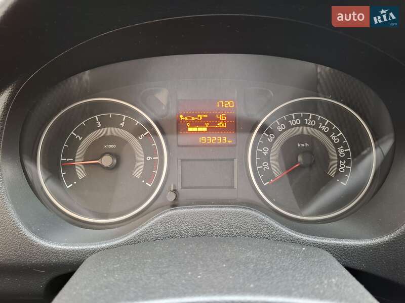 Седан Peugeot 301 2013 в Каменском