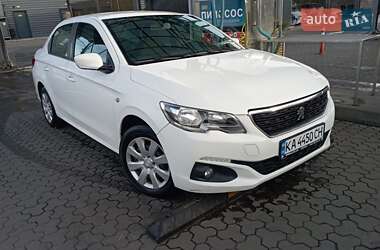 Седан Peugeot 301 2017 в Києві