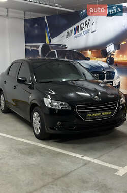 Седан Peugeot 301 2013 в Полтаві
