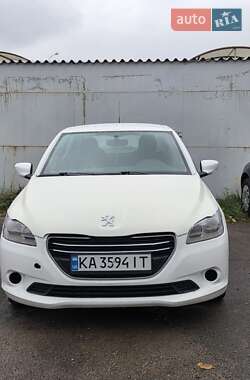 Седан Peugeot 301 2017 в Киеве