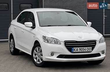 Седан Peugeot 301 2016 в Белой Церкви