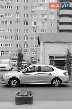 Седан Peugeot 301 2013 в Києві