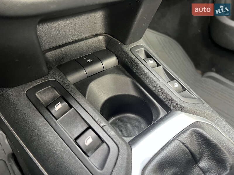 Седан Peugeot 301 2020 в Киеве фото 26 Седан Peugeot 301 2020 в Киеве