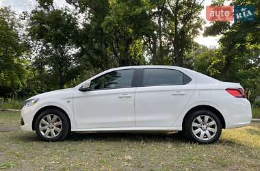 Седан Peugeot 301 2019 в 