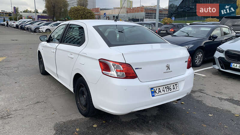 Седан Peugeot 301 2016 в Киеве