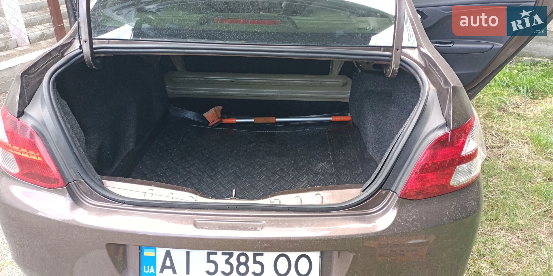 2013 Peugeot 301 - фото 1