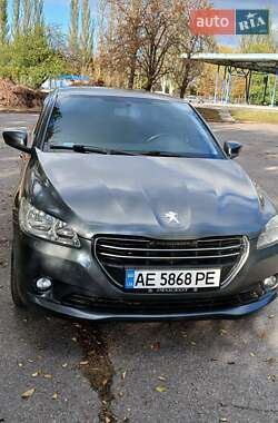 Седан Peugeot 301 2014 в Жовтих Водах