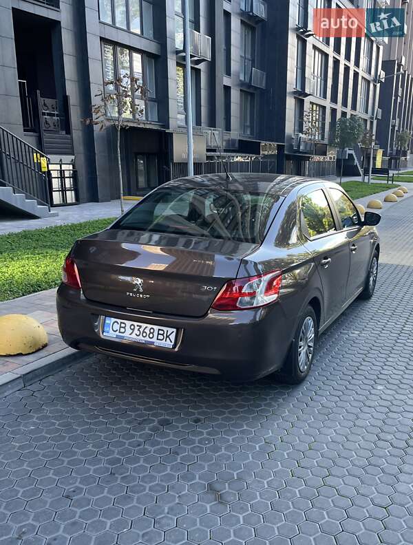 Седан Peugeot 301 2013 в Одесі