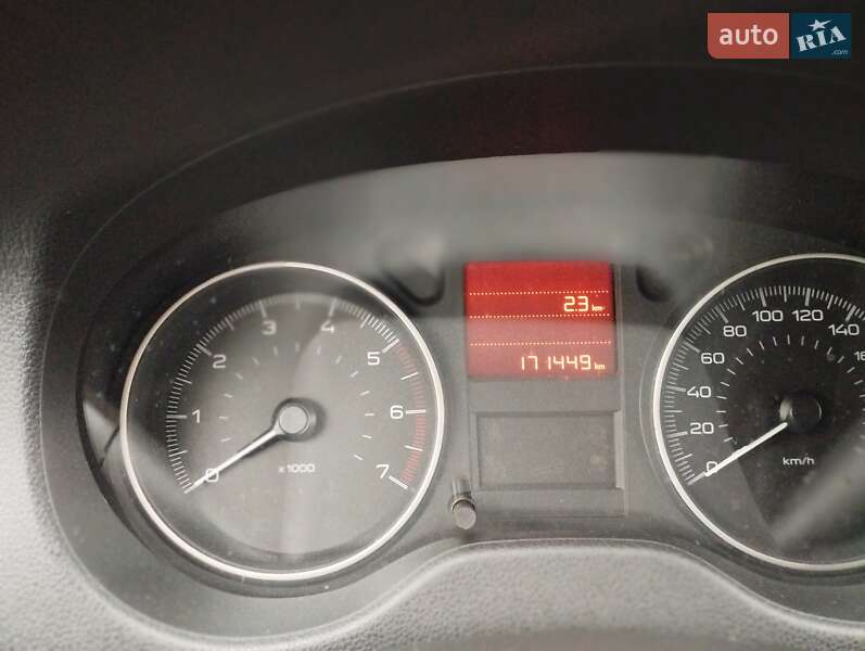 Седан Peugeot 301 2021 в Киеве