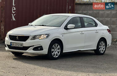 Седан Peugeot 301 2017 в Києві