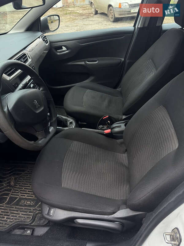 Седан Peugeot 301 2020 в Харькове