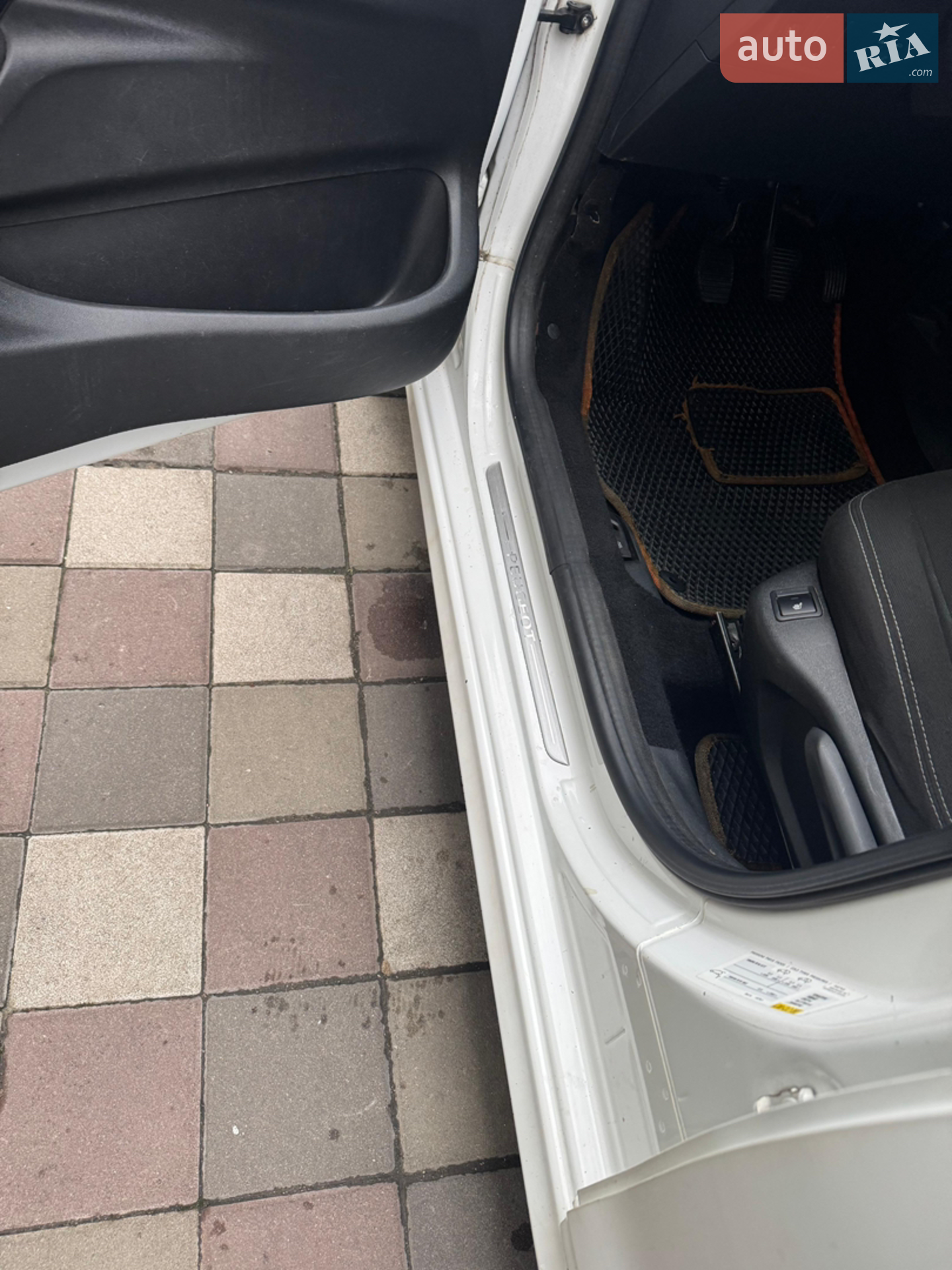 2013 Peugeot 301 - мініатюра 16