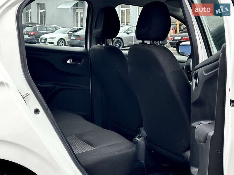 Седан Peugeot 301 2017 в Киеве фото 19 Седан Peugeot 301 2017 в Киеве