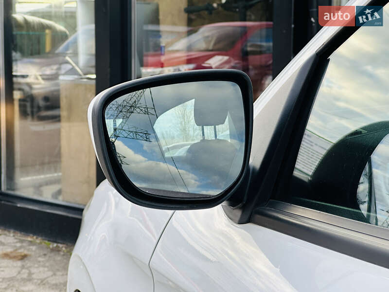 Седан Peugeot 301 2013 в Харькове