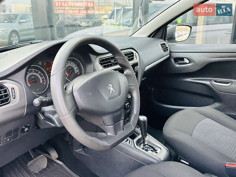 Седан Peugeot 301 2013 в Харькове