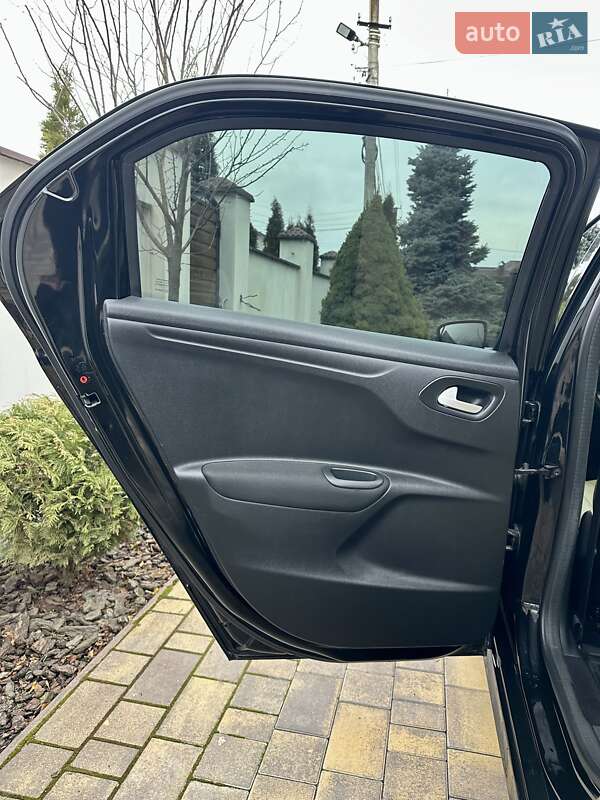 Седан Peugeot 301 2021 в Вінниці