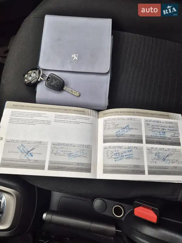 Седан Peugeot 301 2013 в Харькове документ 2 фото Седан Peugeot 301 2013 в Харькове документ