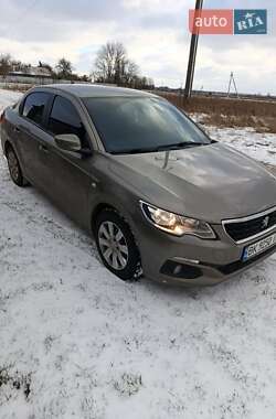 Седан Peugeot 301 2017 в Ровно