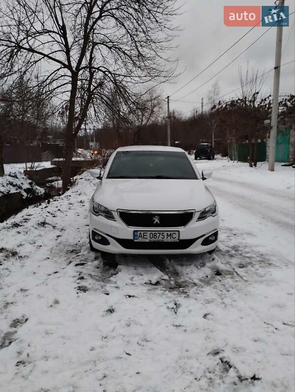 Седан Peugeot 301 2019 в Дніпрі