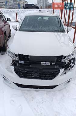 Седан Peugeot 301 2021 в Киеве
