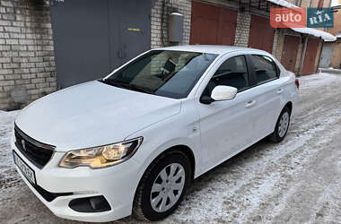 Седан Peugeot 301 2019 в Киеве