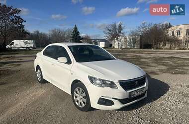 Седан Peugeot 301 2017 в Миколаєві