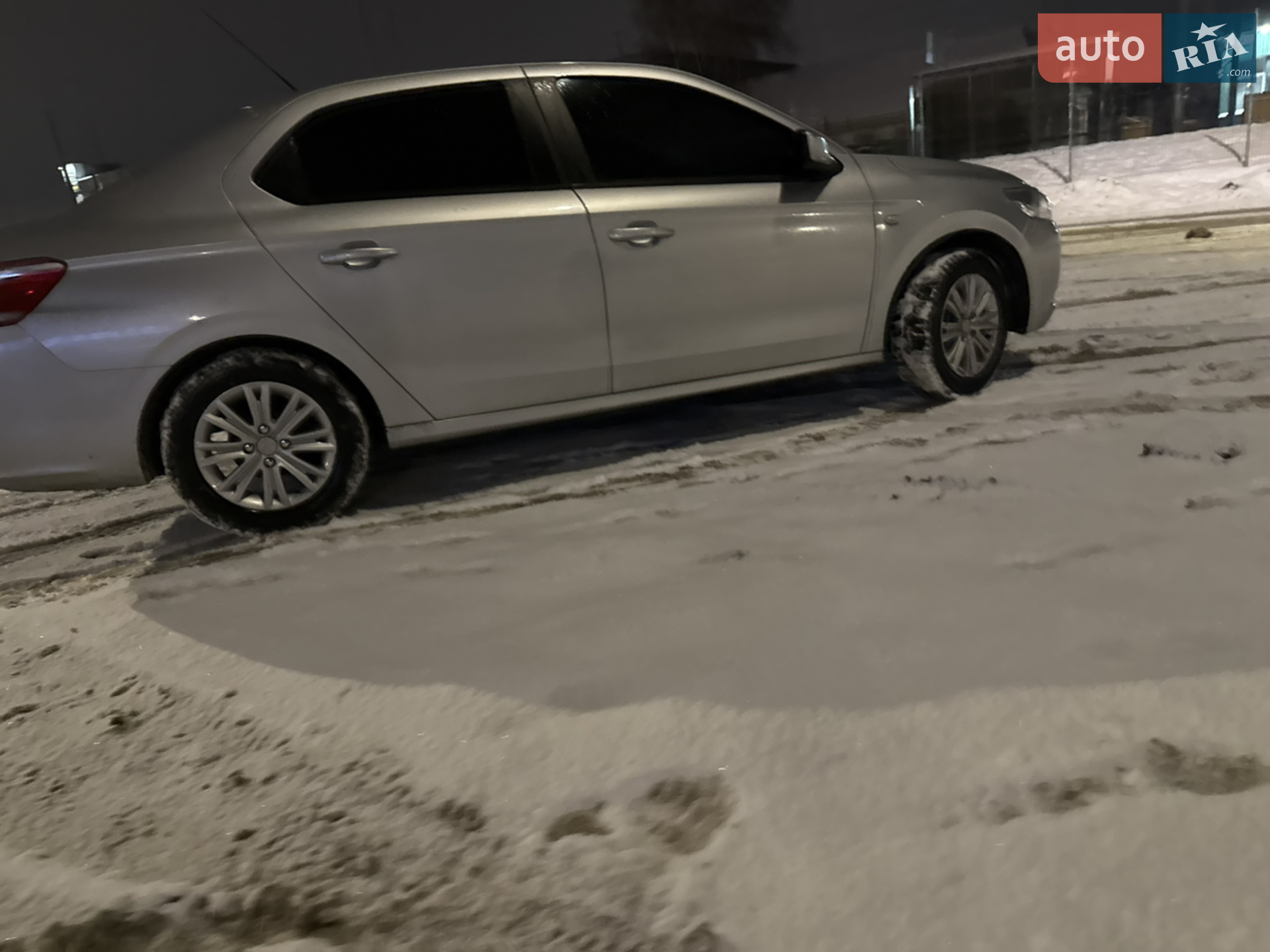 2013 Peugeot 301 - мініатюра 11